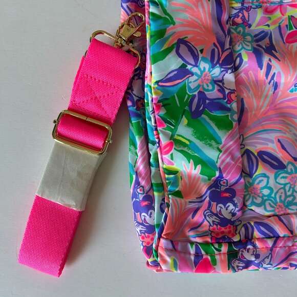 Lilly Pulitzer Minnie Mouse and Daisy Duck Weekender Bag – Disney Parks - Picture 9 of 9